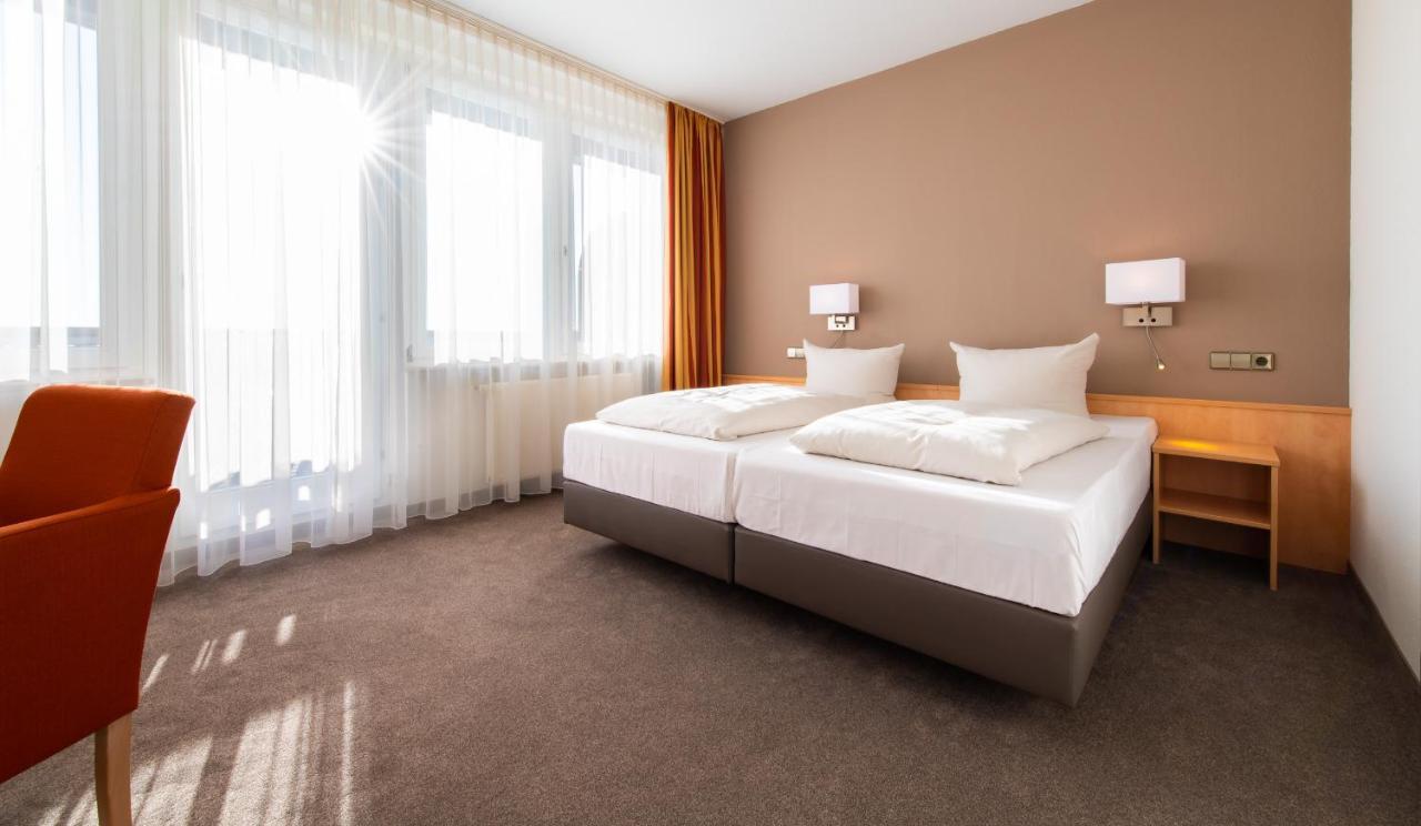 Aramis Tagungs- Und Sporthotel Gäufelden Esterno foto