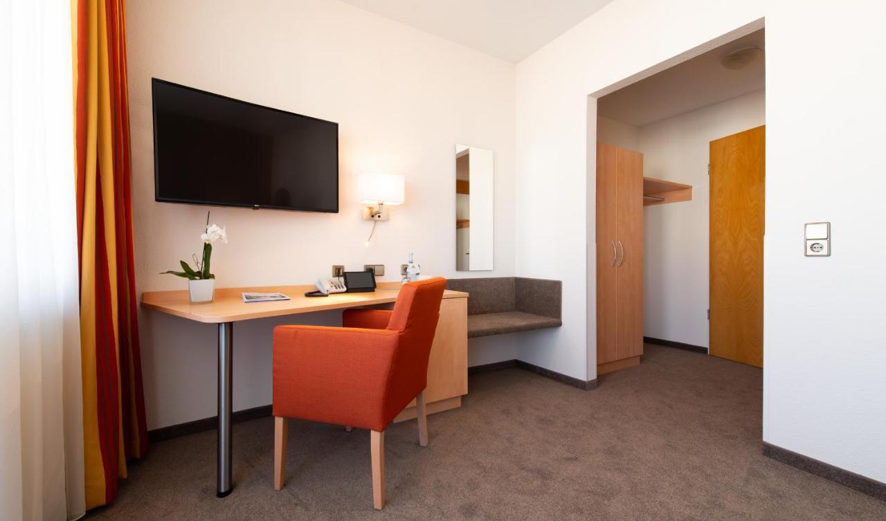 Aramis Tagungs- Und Sporthotel Gäufelden Esterno foto
